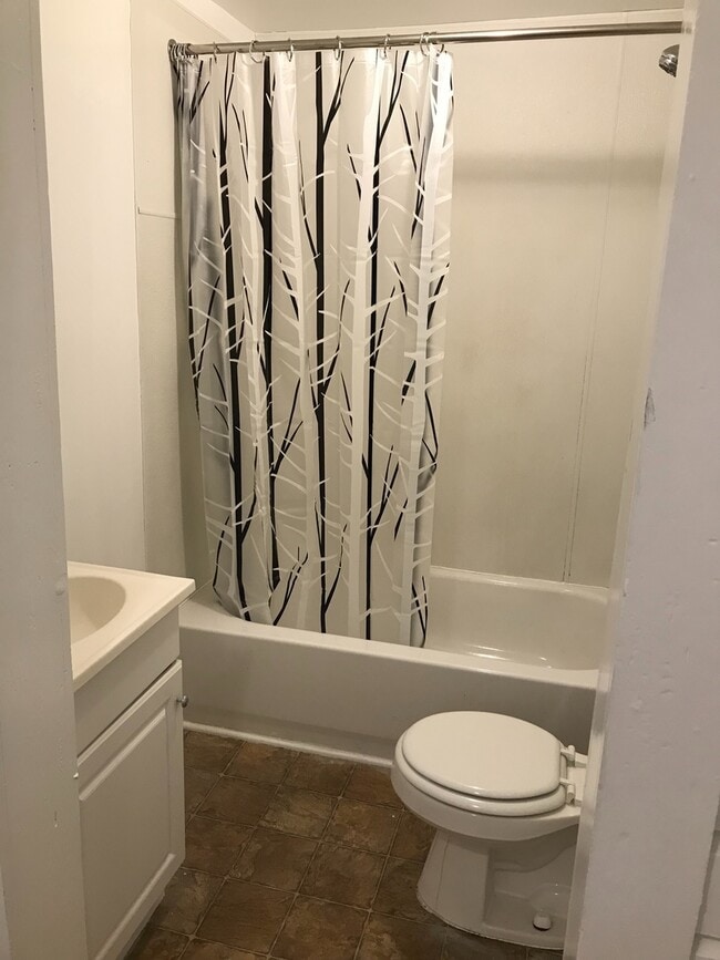 Photo - 914 Berkeley St Unidad B