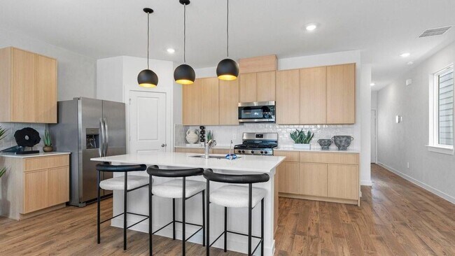 Photo - 3514 Lovebird Ln