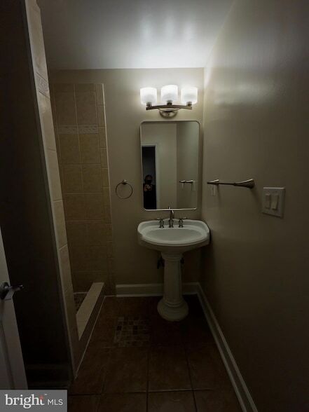 Photo - 7925 Ashboro Dr