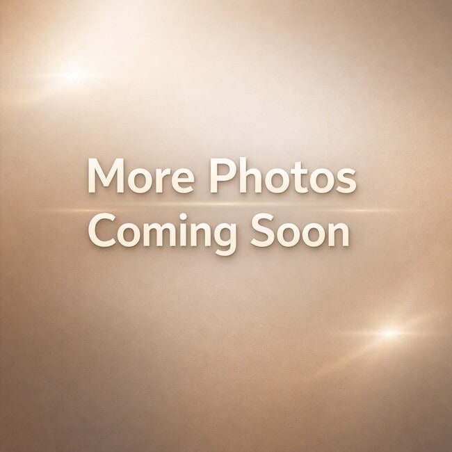Photo - 220 NE Greystone Loop