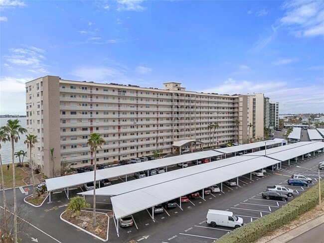 Building Photo - 5980 Shore Blvd S Unit 312