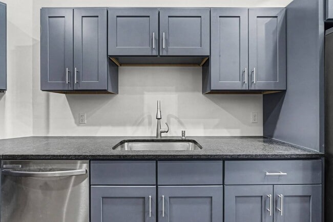 Photo - 414 Union St