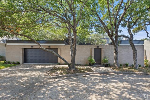 Building Photo - 1912 Highland Park Cir Rental