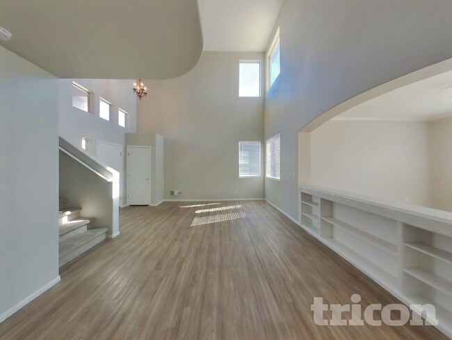 Photo - 3227 W White Canyon Rd