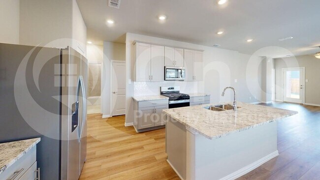 Photo - 505 Blanton St