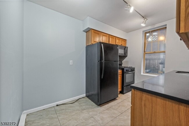 Photo - 250 Clendenny Ave Unit 4