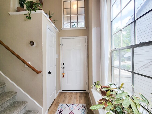 42 Wineberry Pl