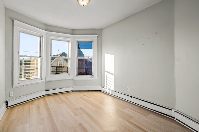 Photo - 30 Wainwright St Unit 1