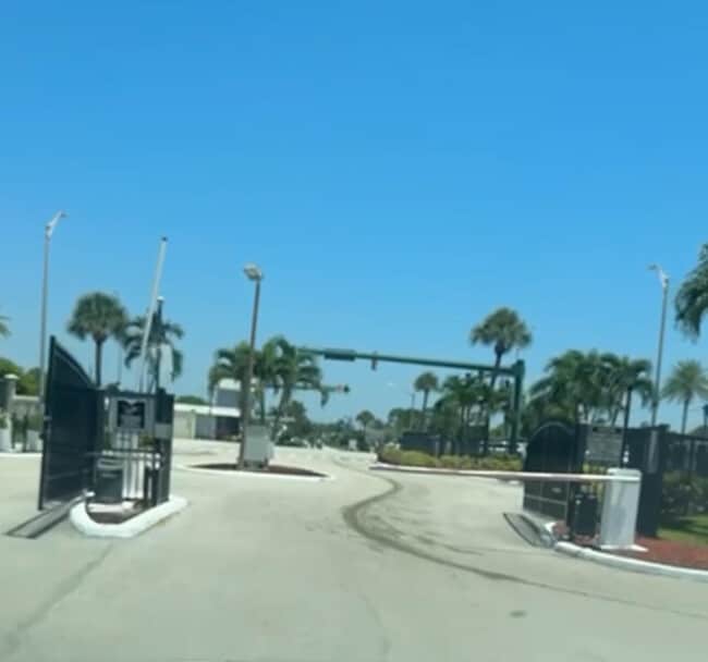 Photo - 4046 67th Ln N