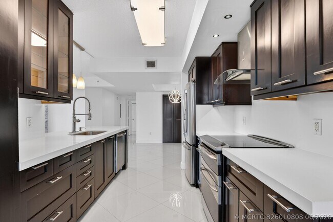 Photo - 3232 Coral Wy Unit 1601