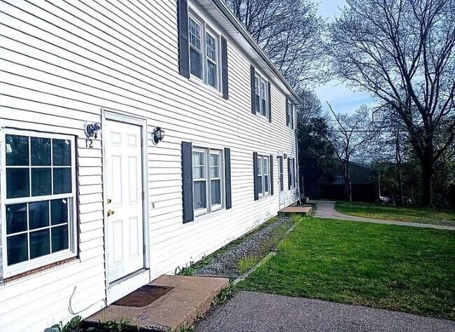 Photo - 14 Monson St Unidad B