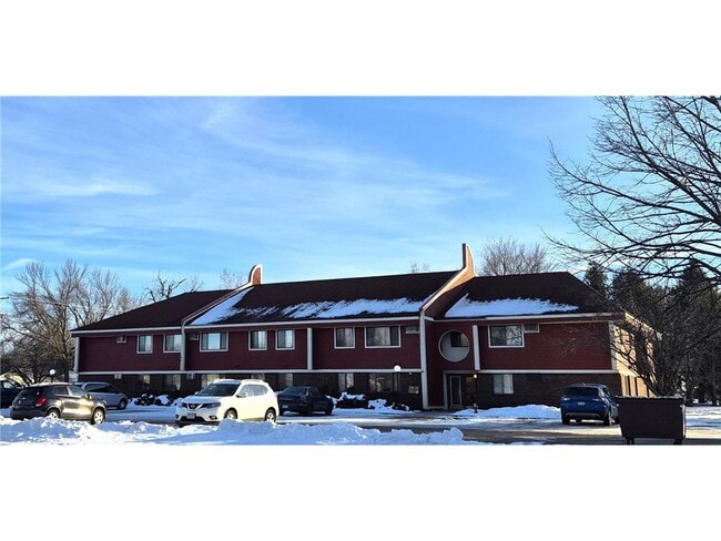 Building Photo - 16 Green River Rd Unit #205