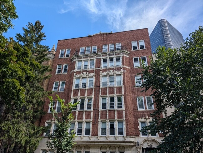 Photo - 5417 N Kenmore Ave