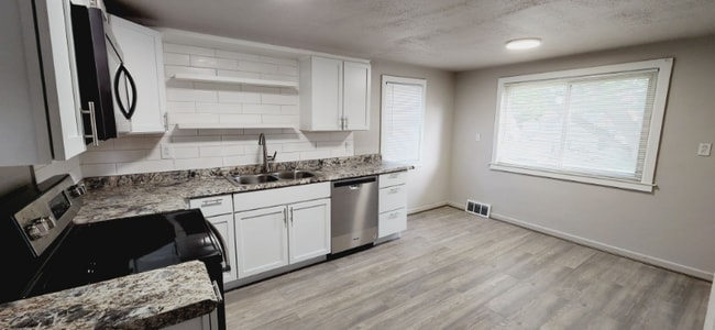 Photo - 22626 Stephens St Unidad 2