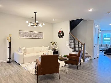Photo - 4 Bedroom for Rent in Apex