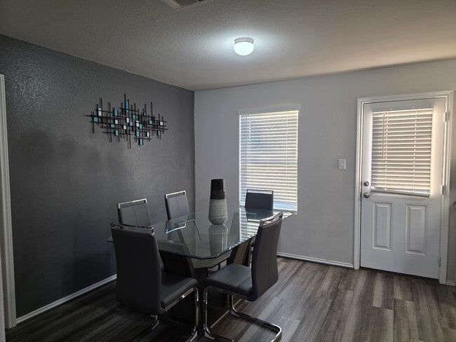 Photo - 31577 Acacia Vis