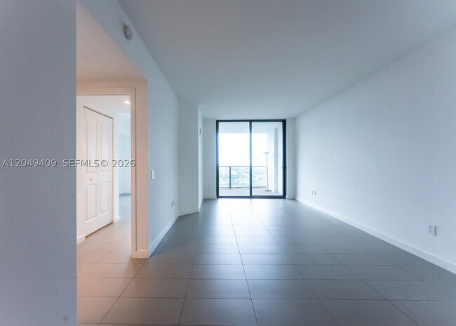 Photo - 1600 NE 1st Ct Unit 1814