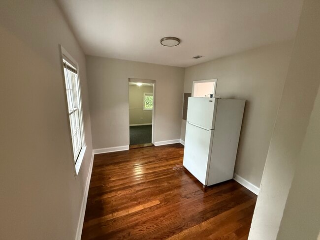 Photo - 3605 Emanuel Ave