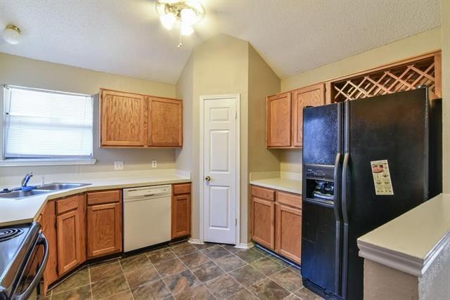 Photo - 5500 Silver Maple Dr