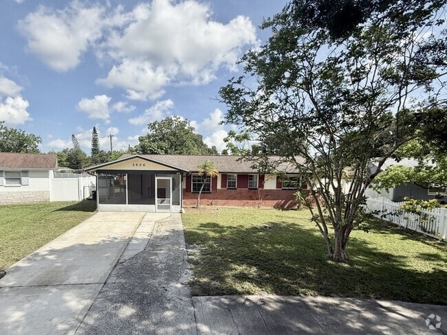 Building Photo - 5606-5689 89th Ave Rental