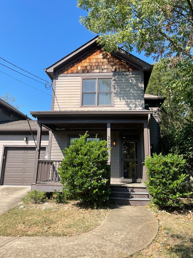 Photo - 217 37th Ave N House