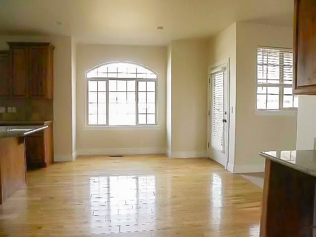 Photo - 1377 E 300 N