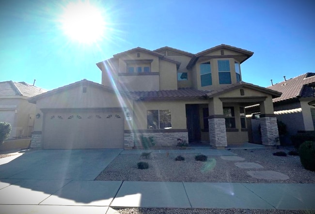 Building Photo - 4 bedroom home in Carefree Crossing