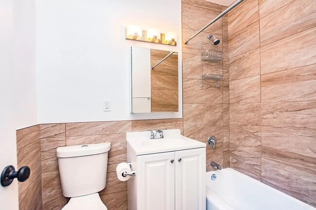 Photo - 2400 Johnson Ave