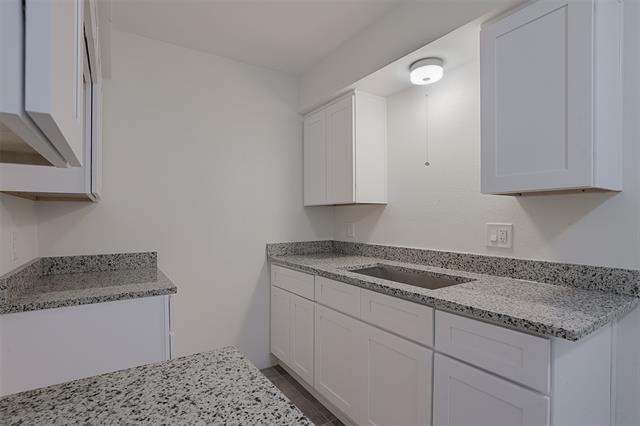 Photo - 5055 Ridglea Ln Unidad 1105