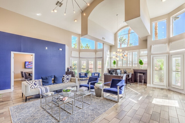 Building Photo - Madera Rental