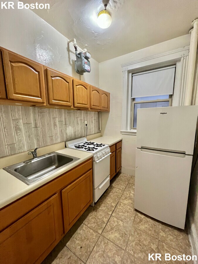 Photo - 1130 Boylston St Unit 1