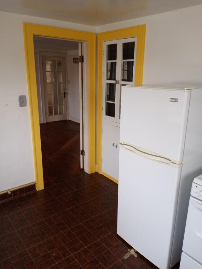 609 North Wall Avenue Townhome Townhome Rental in Joplin MO