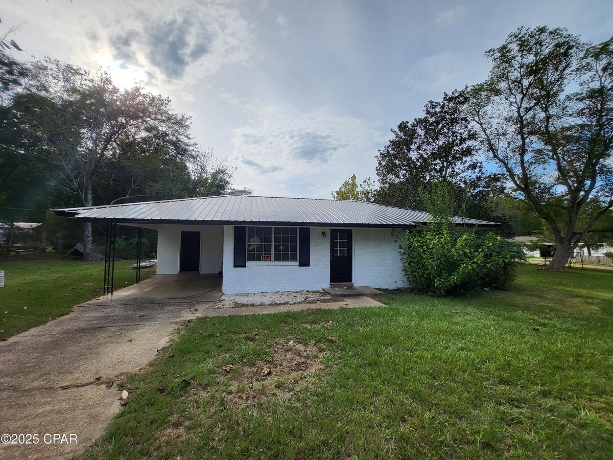 Photo - 5225 Forest Dr