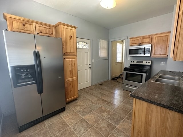 Photo - 607 E Kansas Ave