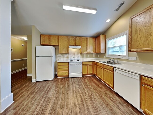 Photo - 101 Tyler Gate Ln