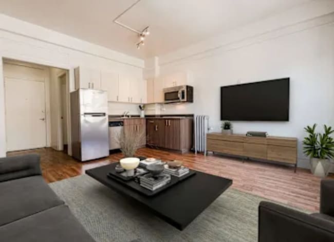 Addison on Fourth Apartments