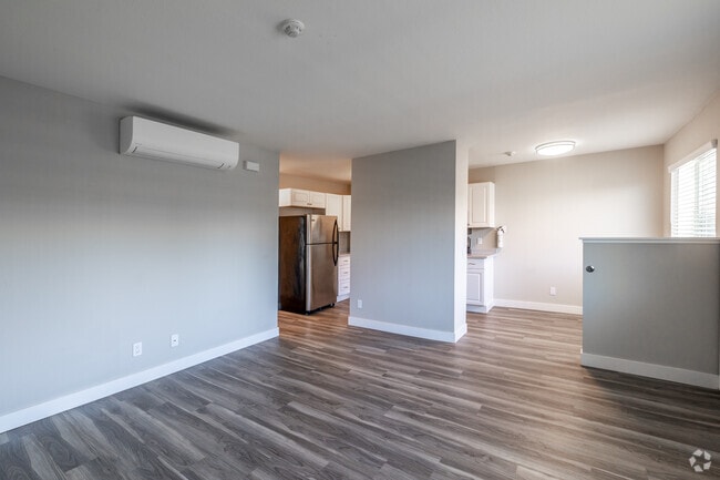 1BR, 1 BA - Traverse