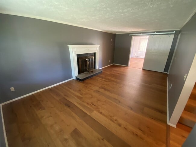 Photo - 77 Cascade Rd