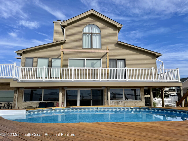 Building Photo - 218 Cartagena Dr Rental