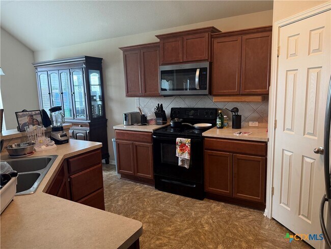 Photo - 5811 Alexandria Dr