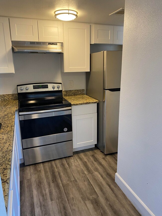 Photo - Canyon Greens