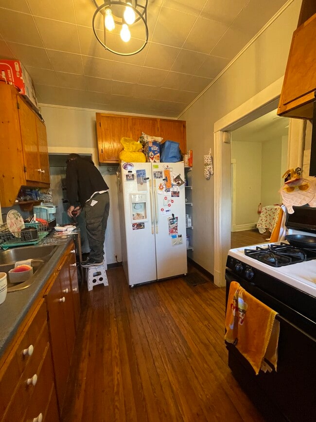 Photo - 82 Estella Ave