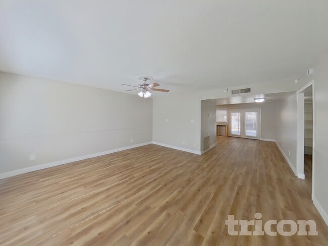 Photo - 6035 N 31st Ave