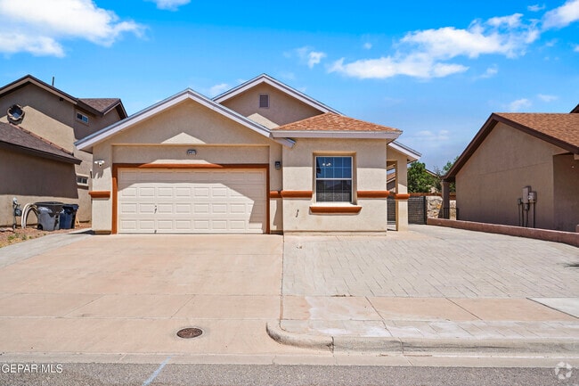 Building Photo - 5477 Francisco Roque Dr Rental