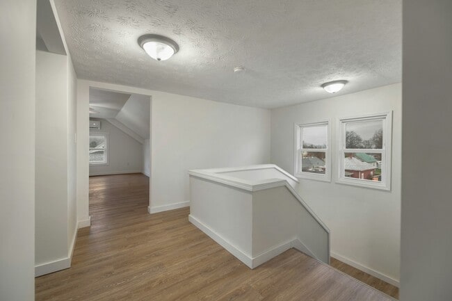 Photo - 2728 Guyan Ave
