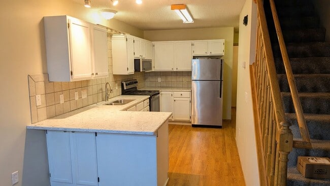 Photo - Stunning 2 Bedroom Home in The Heart of Eagan