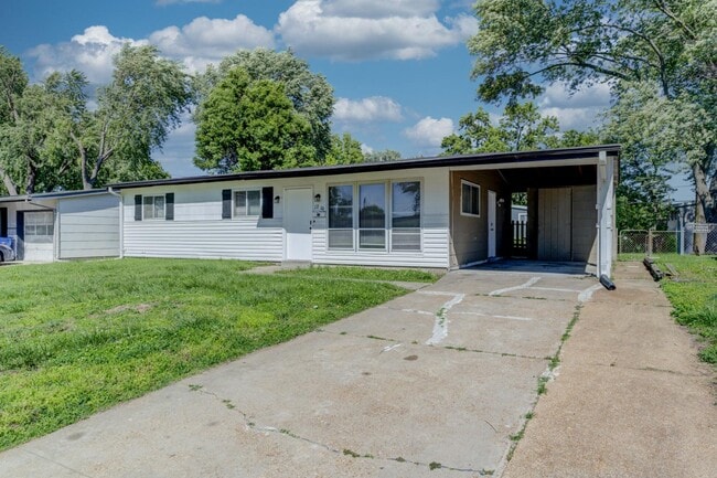 Photo - 1710 Kay Dr