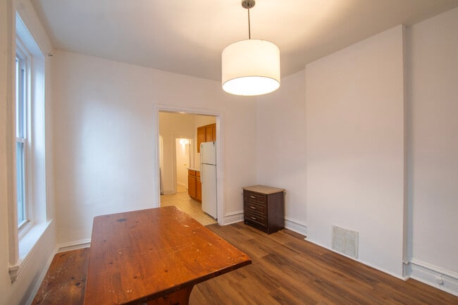 Photo - 2039 N Gratz St