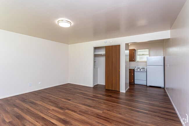 0BR, 1BA - 375SF