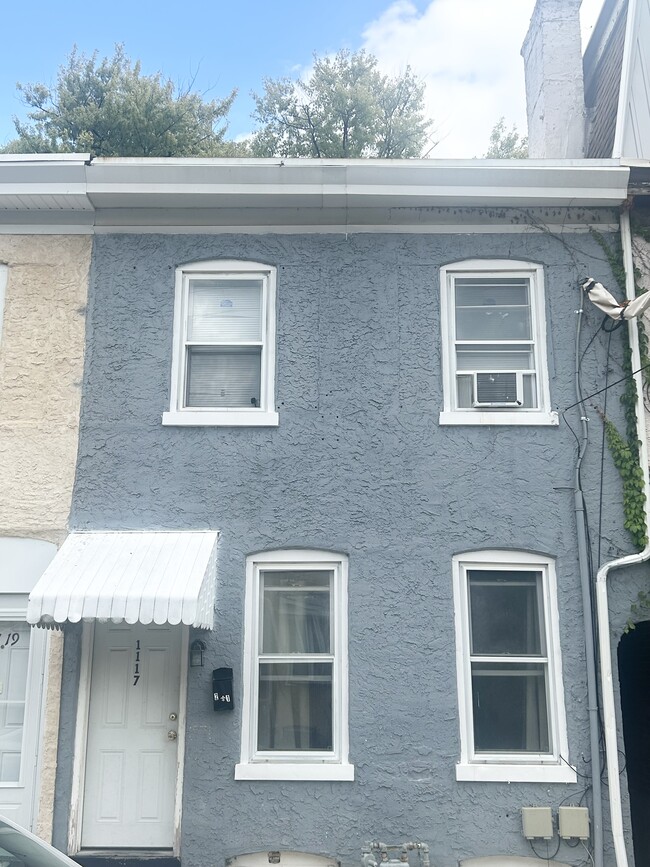 Building Photo - 1117 Upland St Rental